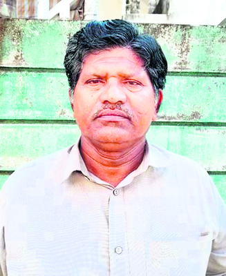 పేదల ఇళ్లపై స్మార్ట్‌ పిడుగు 1