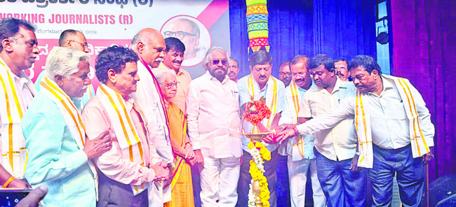 బెణకల్లు అడవిలో కార్చిచ్చు 3