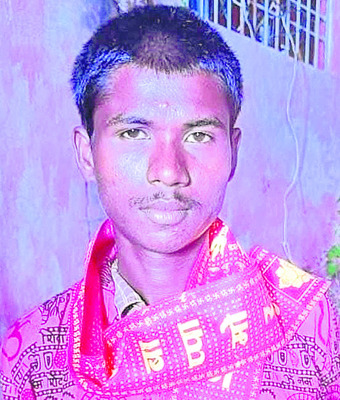 యువ రైతు ఆత్మహత్య1