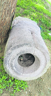 పురాతన రాతి నూనె గానుగలు2