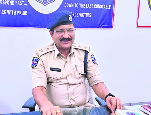 పోలీస్‌ గ్రీవెన్స్‌లో వినతుల స్వీకరణ3