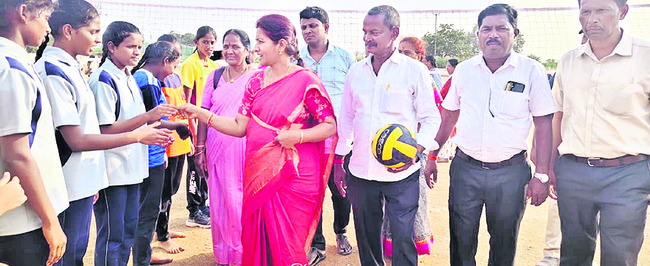 రాష్ట్రస్థాయి పోటీల్లో సత్తా చాటాలి 1