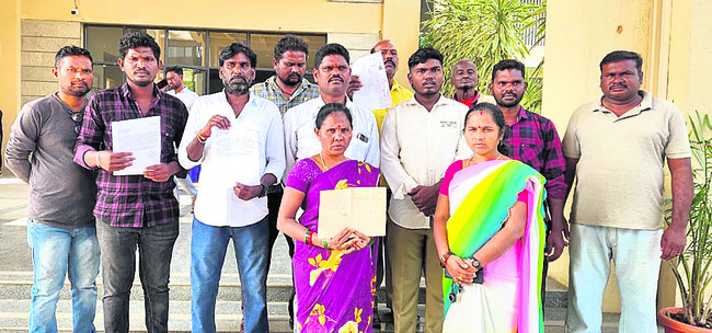   ఇళ్లు కేటాయించండి
2