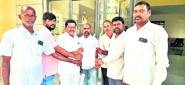 గోడ తొలగించండి
1