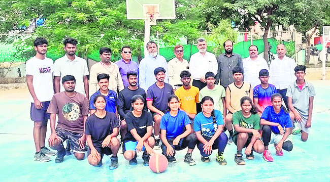 దరఖాస్తు చేసుకోండి 
1