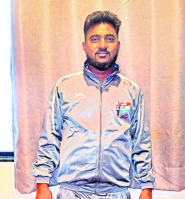 కంఠమహేశ్వర స్వామికి జలాభిషేకం3