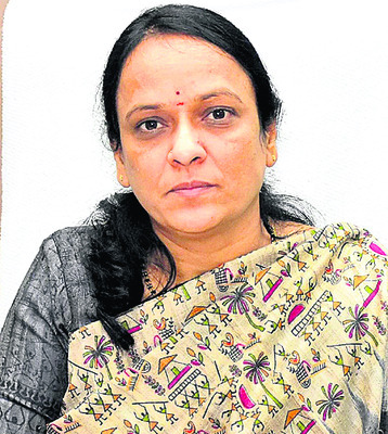 కలెక్టర్‌  సెలవు పొడిగింపు2