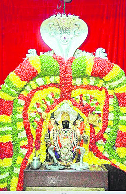 షష్ఠి ఉత్సవాలకు అత్తిలి ముస్తాబు 2