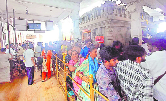 కాస్త గండి.. అయినా దండి 1