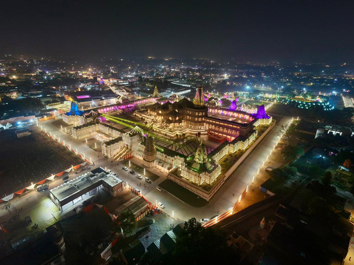 Devotional : Dhwajarohan Utsav in Ayodhya Photos13