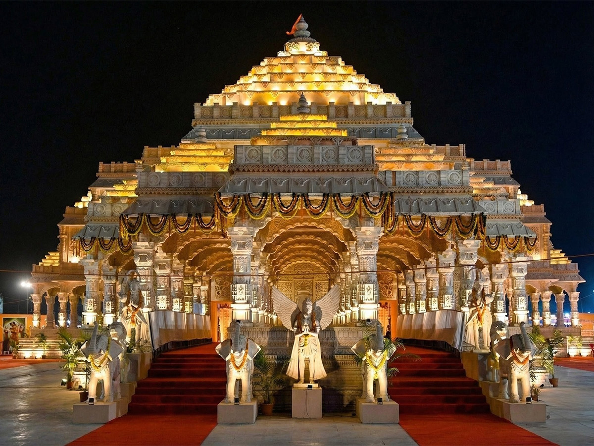 Devotional : Dhwajarohan Utsav in Ayodhya Photos17