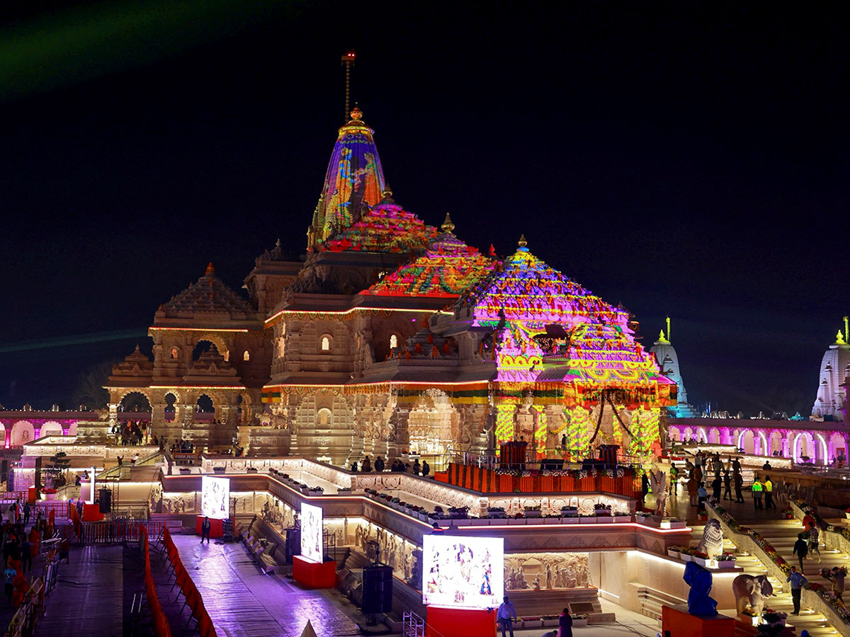 Devotional : Dhwajarohan Utsav in Ayodhya Photos5