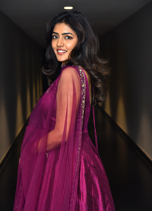 Tollywood Actress Eesha Rebba HD Photos10