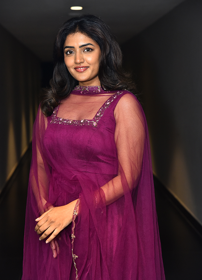 Tollywood Actress Eesha Rebba HD Photos11