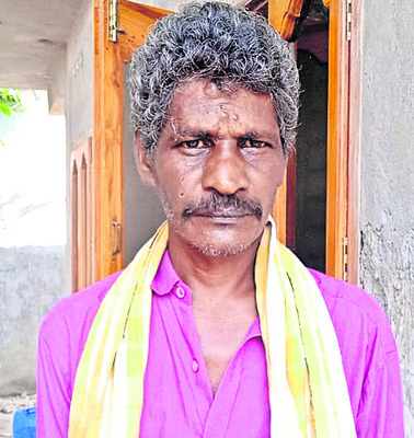 సీజన్‌లో ఖాళీగా ఉంటున్నాం
2