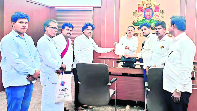 కుట్టు మిషన్ల పంపిణీ 1