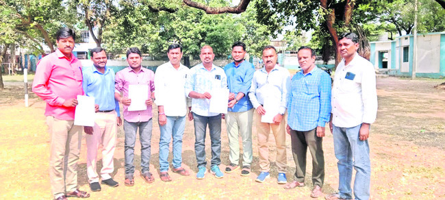 టెట్‌ నుంచి  మినహాయింపు ఇవ్వాలి
2