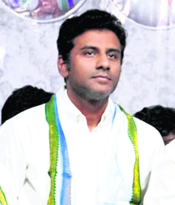 ప్రభుత్వ తప్పులపై పోరాటాలకు సిద్ధం4