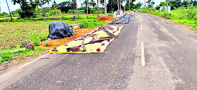 పైవాడే కరుణించాలి..! 2