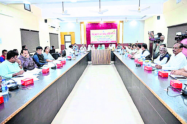 కొరాపుట్‌లో బిష్ణు ప్రసాద్‌ పర్యటన 3