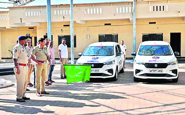 ముట్టుకుంటే సాక్ష్యం మాయం1