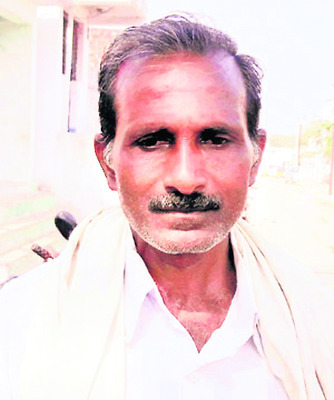 అరటి కేజీ రూపాయే.. 
3