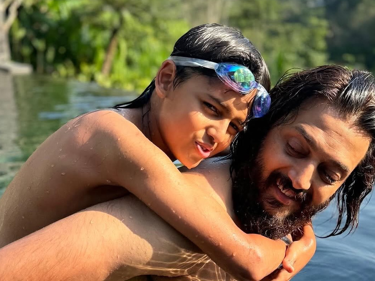 Have Seen Actress Genelia family? Photos6