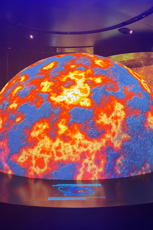 Icon Star Allu Arjun Wife Sneha Reddy At Dubai Museum Photos7