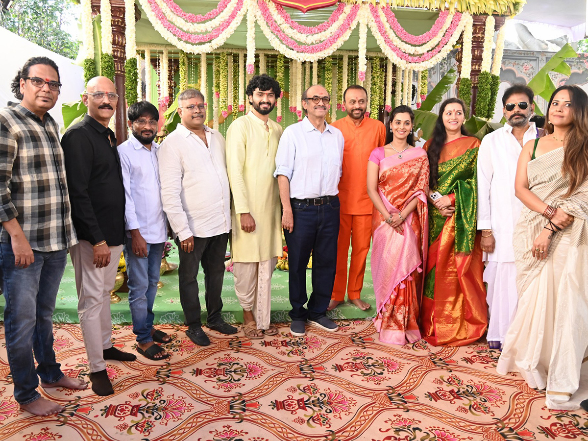 Padaharu Rojula Pandaga Movie Opening Photos11