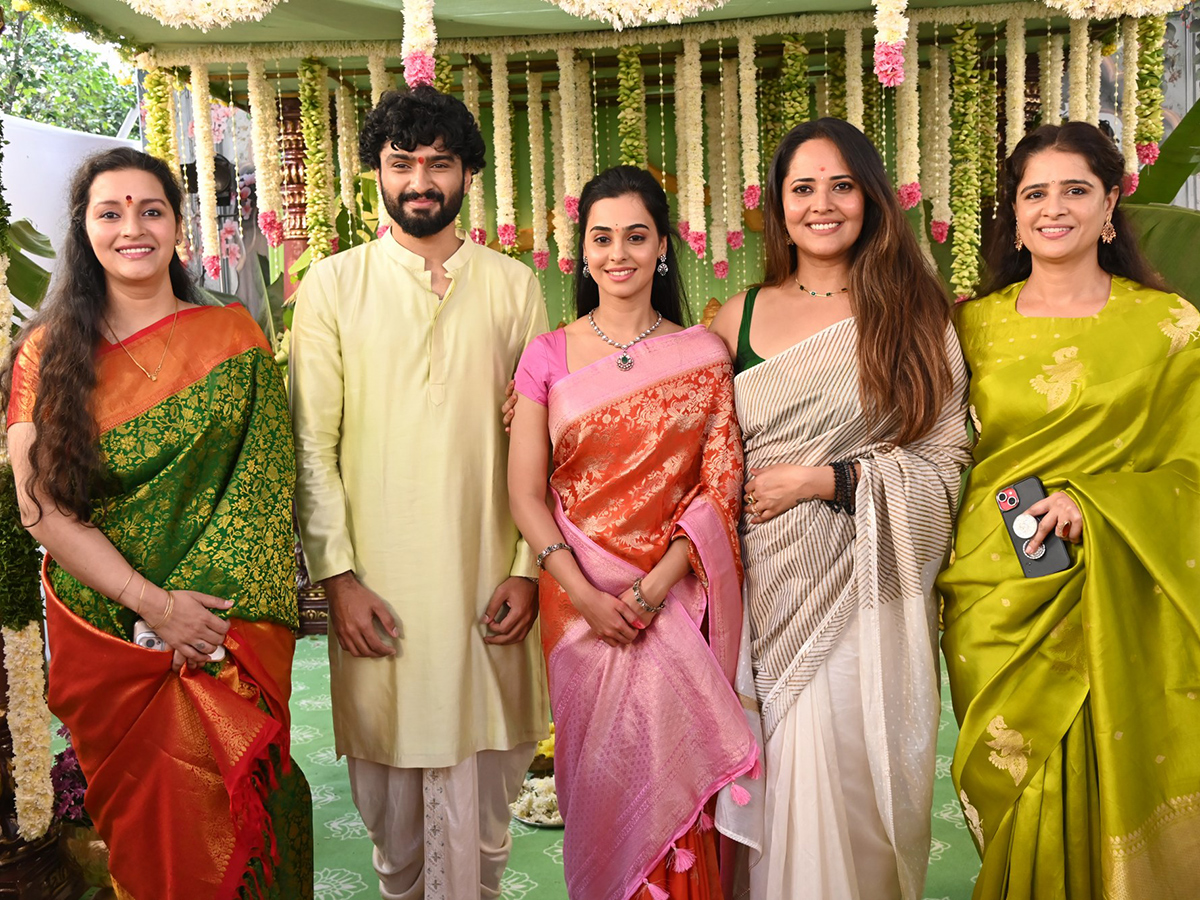 Padaharu Rojula Pandaga Movie Opening Photos18