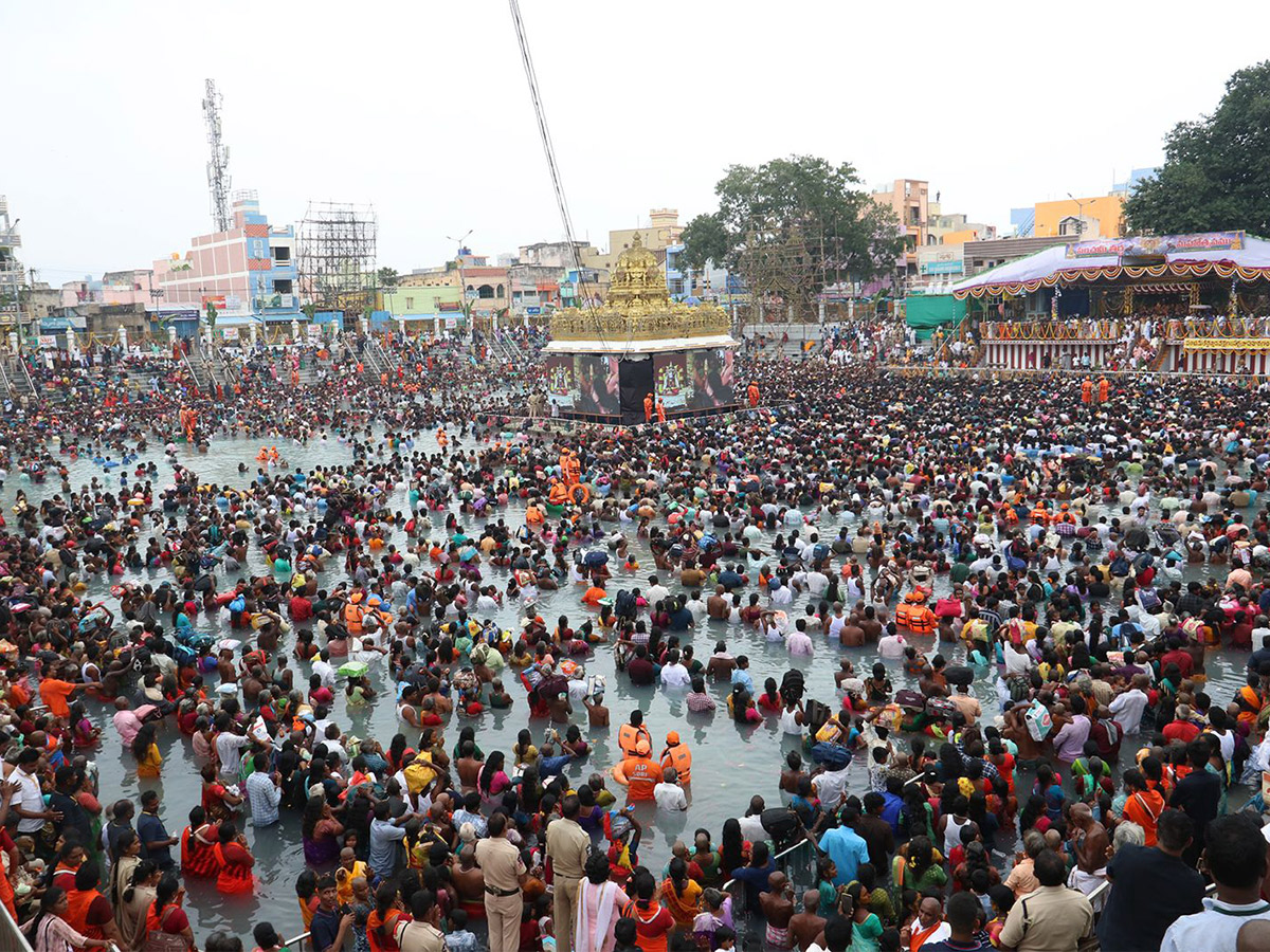 Tiruchanoor Panchami Theertham Photos24