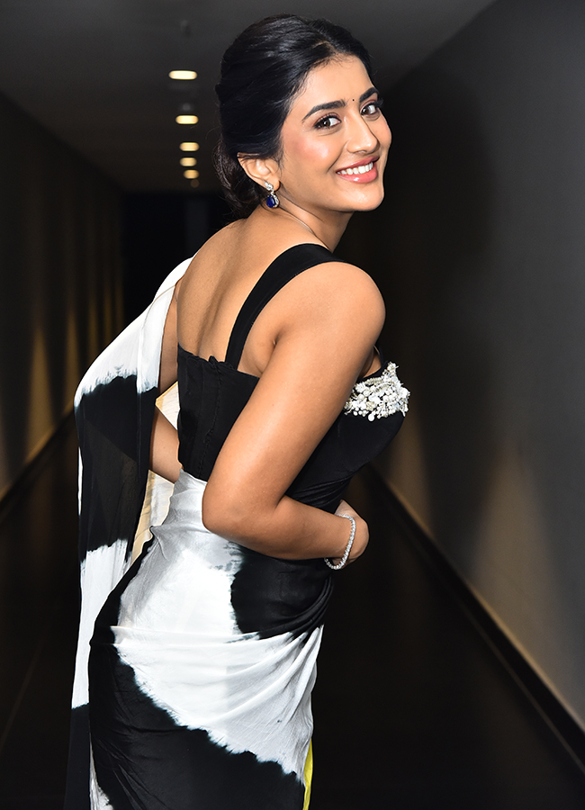 Tollywood Actress Rashi Singh HD Photos16