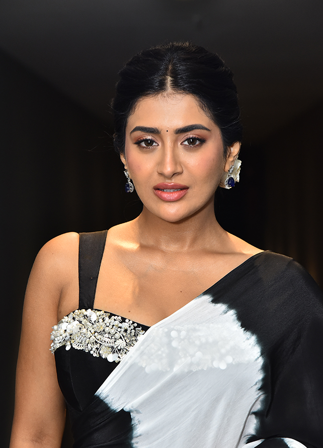 Tollywood Actress Rashi Singh HD Photos2