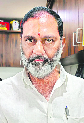 సదరం స్లాట్లు.. దివ్యాంగుల పాట్లు 2