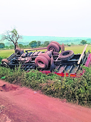 రాష్ట్ర వెటర్నరీ కౌన్సిల్‌ చైర్మన్‌పై చర్యలు తీసుకోవాలి1