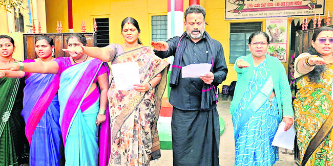 రాజ్యాంగంతోనే అందరికీ సమానత1