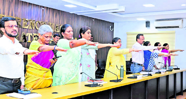 కలెక్టరేట్‌లో రాజ్యాంగ దినోత్సవం1