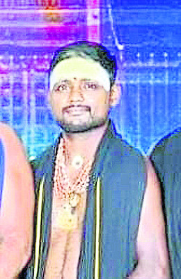 దైవ దర్శనానికి వెళ్లి వస్తూ.. 2