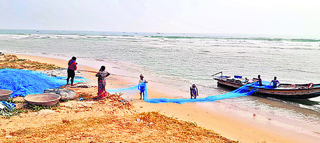 మత్స్యకారుల్లో అలజడి 2