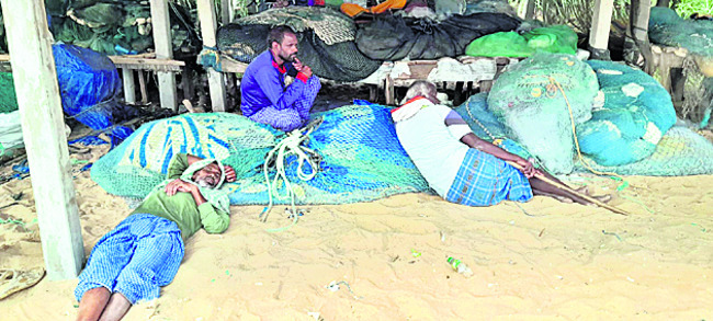 మత్స్యకారుల్లో అలజడి 1