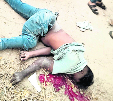 రోడ్డు ప్రమాదంలో దంపతులు దుర్మరణం1