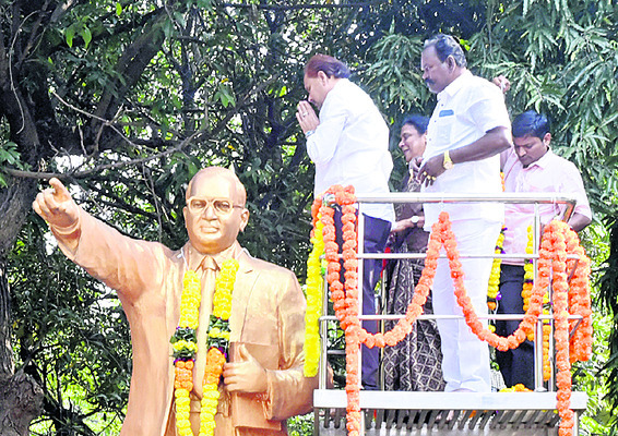 ప్రపంచంలోనే అతిగొప్పది భారత రాజ్యాంగం 2