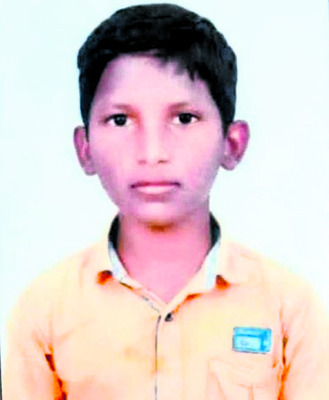 తండ్రి మందలించాడని.. 1