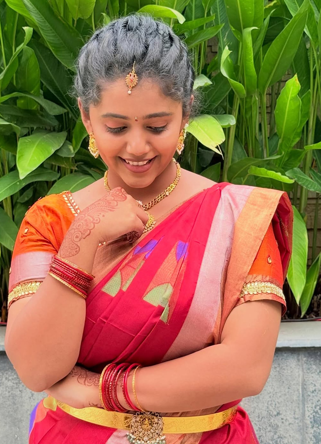 Rajanna movie child artist annie latest pictures in beautiful saree2