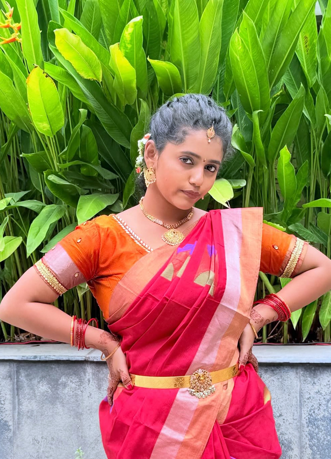 Rajanna movie child artist annie latest pictures in beautiful saree11