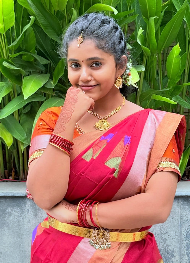Rajanna movie child artist annie latest pictures in beautiful saree4