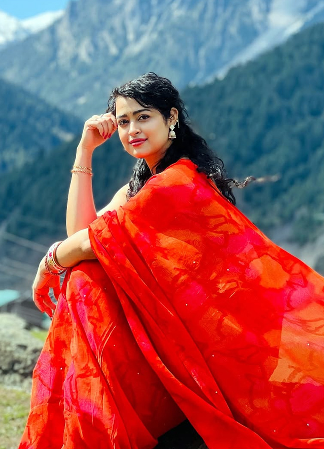 Apsara Rani enjoying in Dubai (photos)14