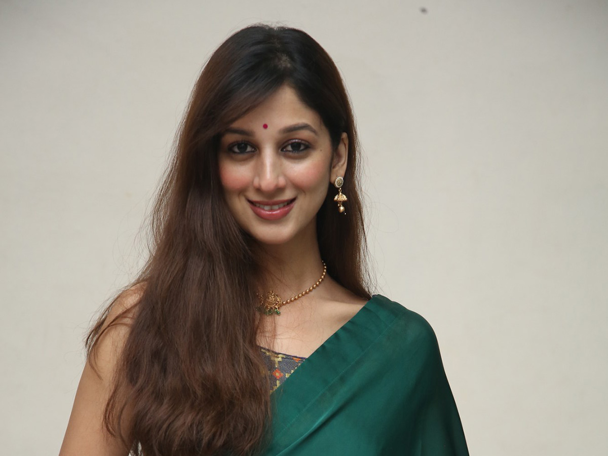 Maruva Tarama Movie Pre Release Event Photos11