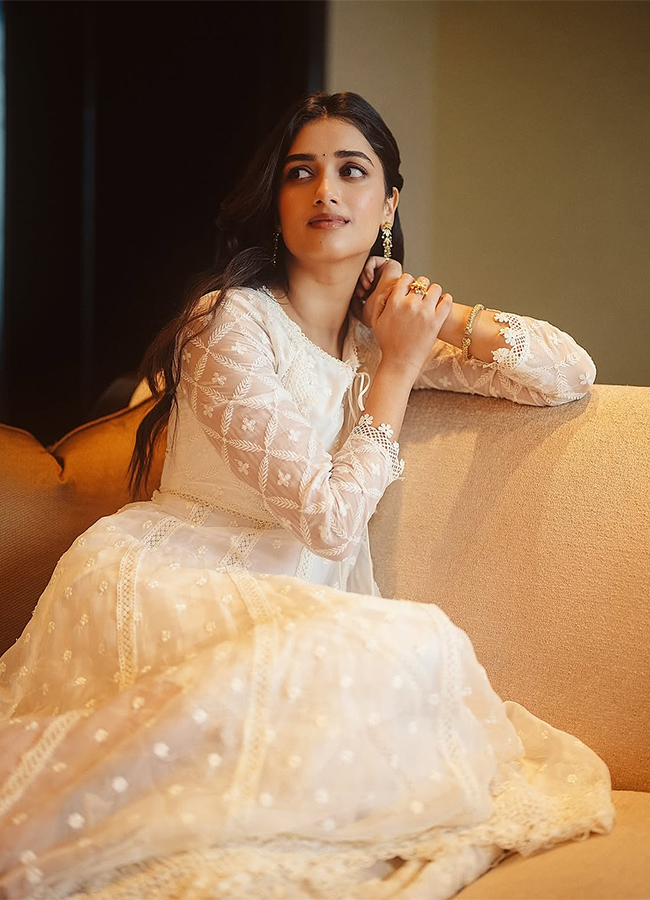 Tollywood Actress Bhagyashri Borse HD Photos12