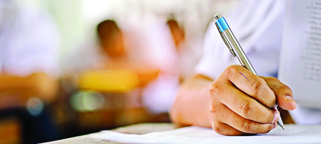 రాజ్యాంగ స్ఫూర్తితో పనిచేయాలి 1